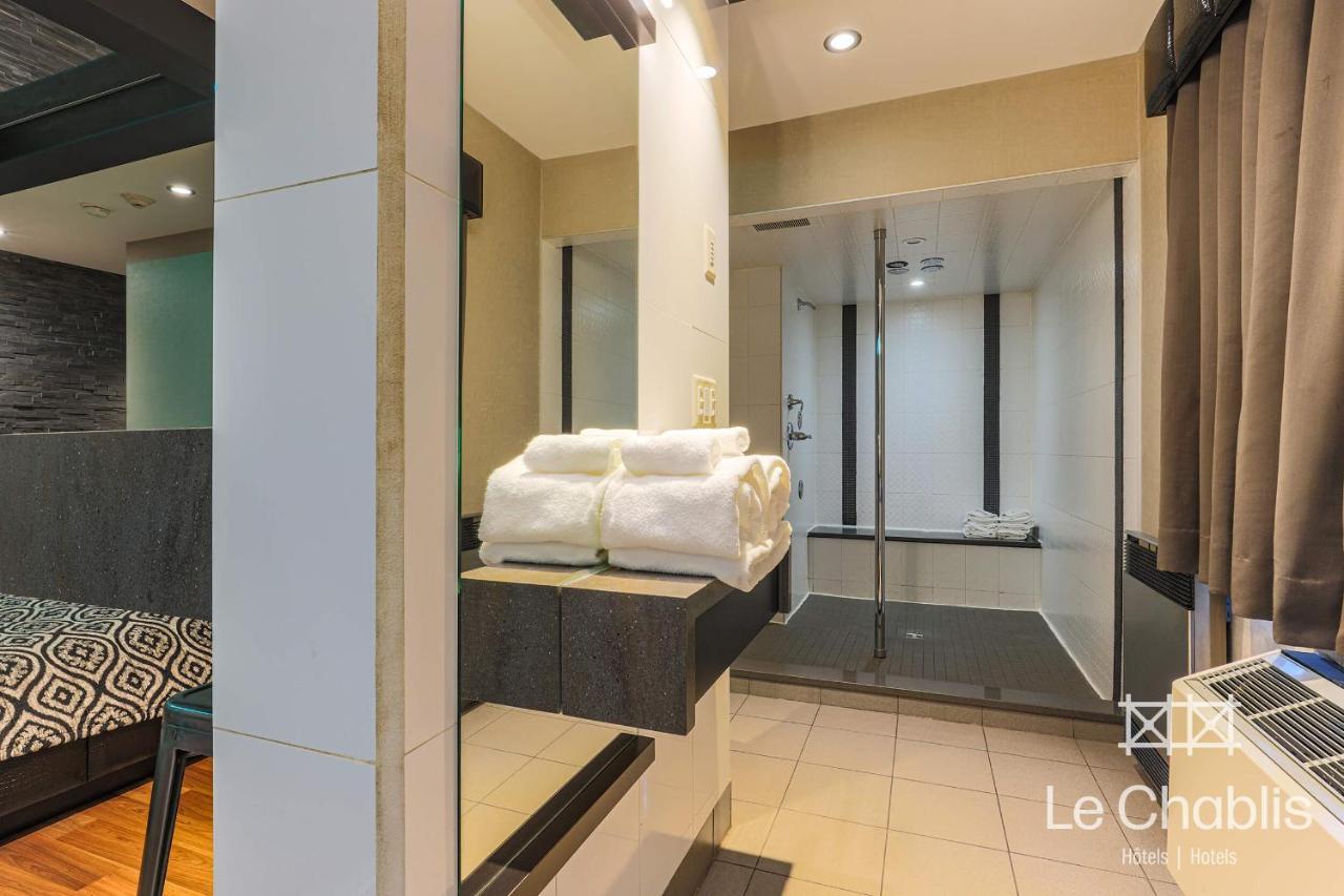 Hotel Le Chablis Cadillac Montreal Bagian luar foto