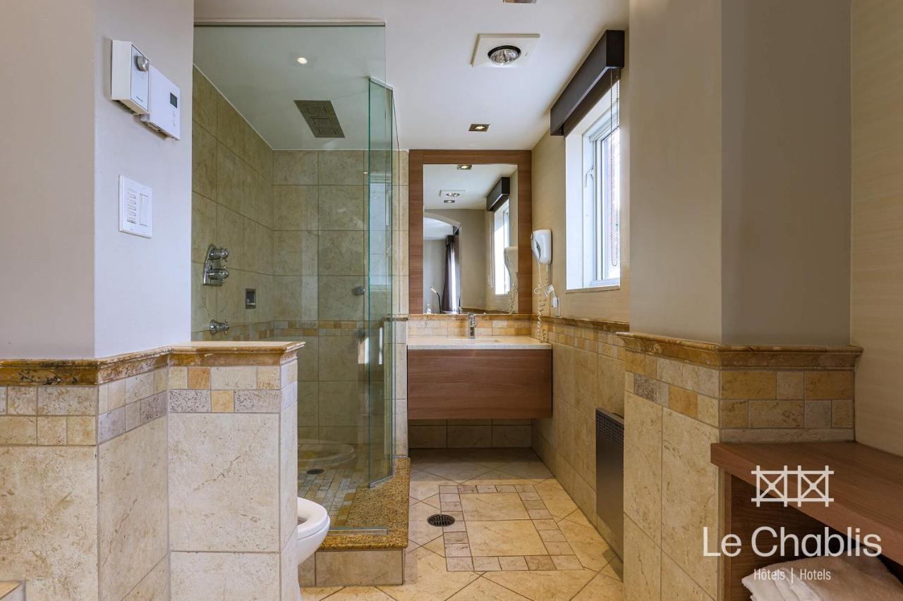 Hotel Le Chablis Cadillac Montreal Bagian luar foto