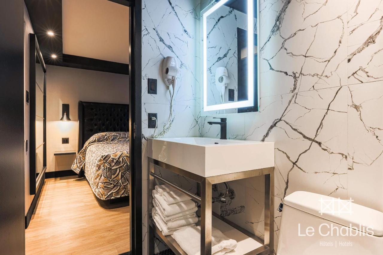 Hotel Le Chablis Cadillac Montreal Bagian luar foto