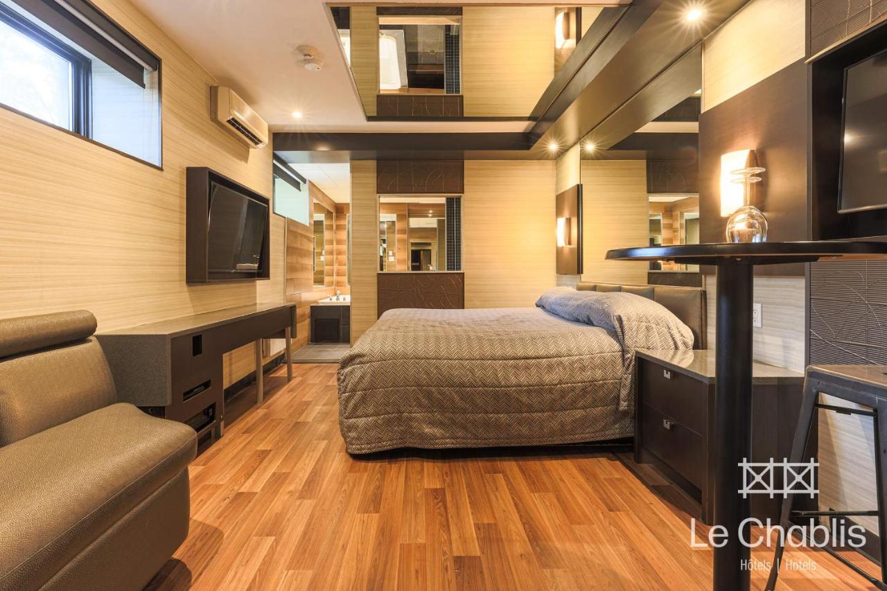 Hotel Le Chablis Cadillac Montreal Bagian luar foto